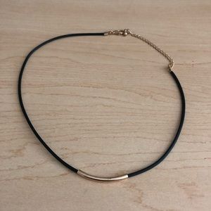 Choker necklace